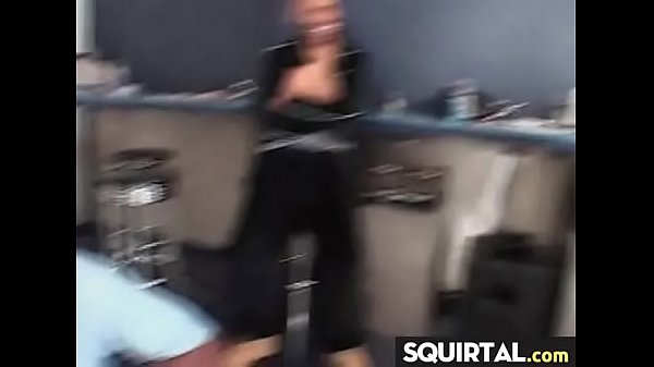 éjaculation féminine massive et creampie 10