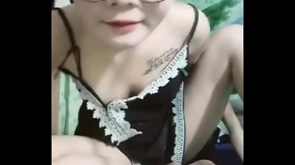 Bigo live enthüllt ihre Zöpfe