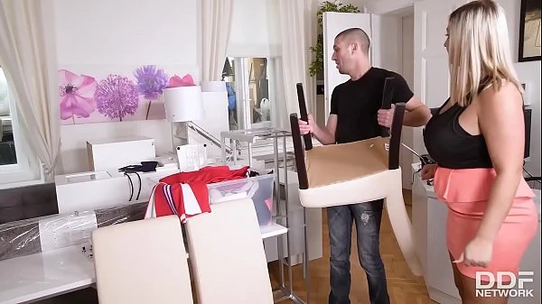 Quebec redhead chubby beauty