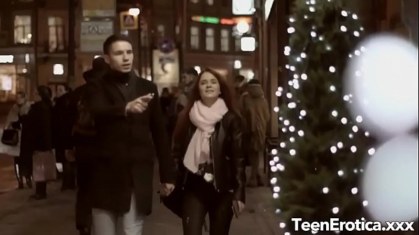 La giovane rossa Heather Dew e il suo fidanzato hanno