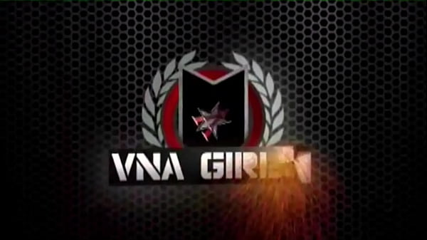 Massaggio lesbico con cuore sacro! Samantha Rone Finger la scopa!