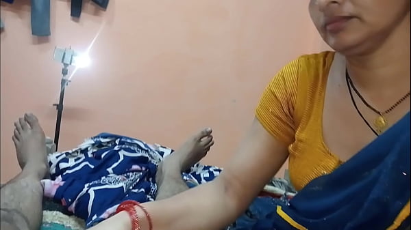 Cul de fille chaude indienne rebondissant sur la bite de son demi-frère, vidéo de sexe baise hard