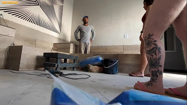 THE CONSTRUCTION MASON DIDN'T EVEN TAKE OFF HIS UNIFORM TO FUCK THE BOSSES