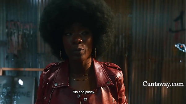 Serene Siren Steers Tides of Desiresway