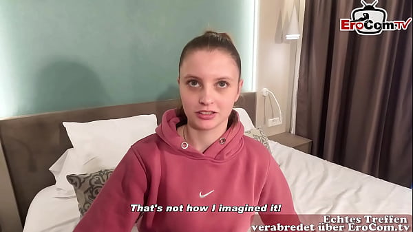 Teen anal enjoys herself Video