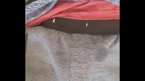 GASTE85, Peeing in bedroom