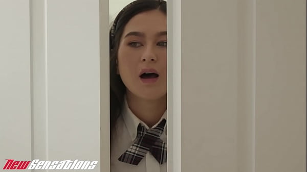 New Sensations - Mi puta universitaria adolescente tetona adora mi gran polla facial (Jasmine Wilde)